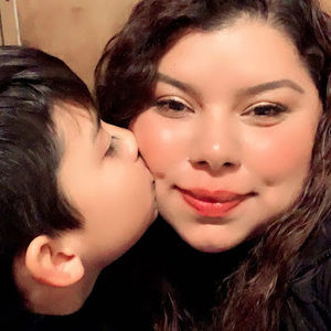 Meet your Posher, Vicky